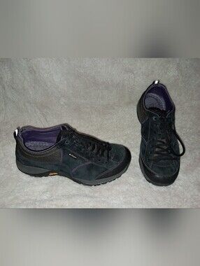 Women's Dansko Black Suede Paisley Hiking Sneakers Size 39